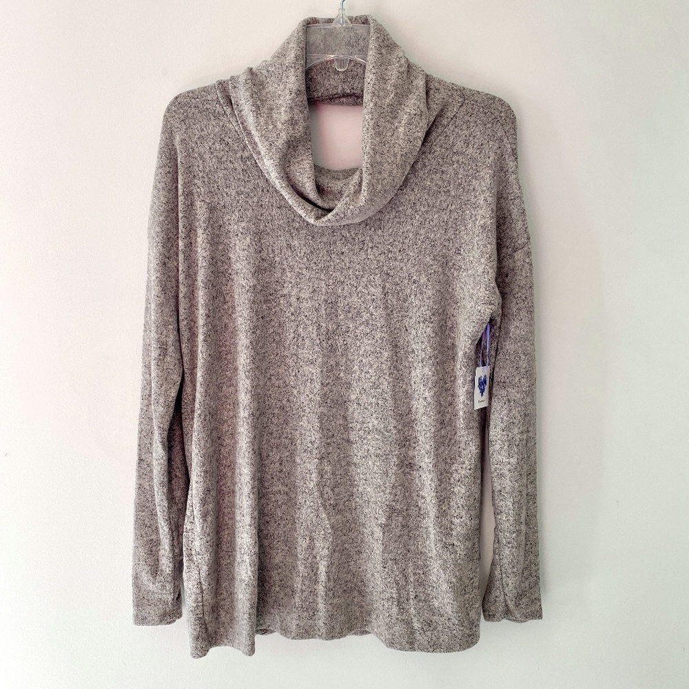 Daytrip Cowl Neck Long Sleeve Pullover Women’s Sz Small Gray Open Back Shirt Nwt